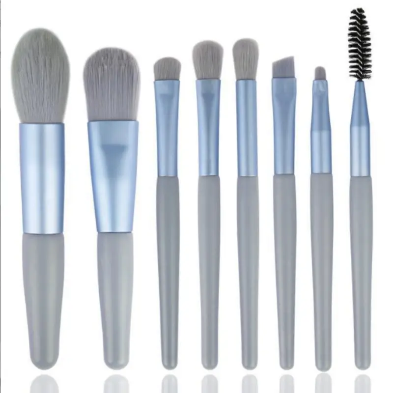 8 Piece Makeup Brush Set for Foundation, Eyeshadow, & Contour - Image 3