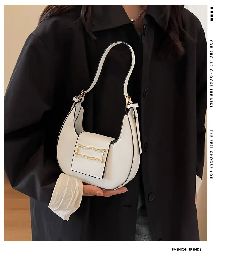 Women's 2023 Summer Handbag Underarm Style Beige — feature 1