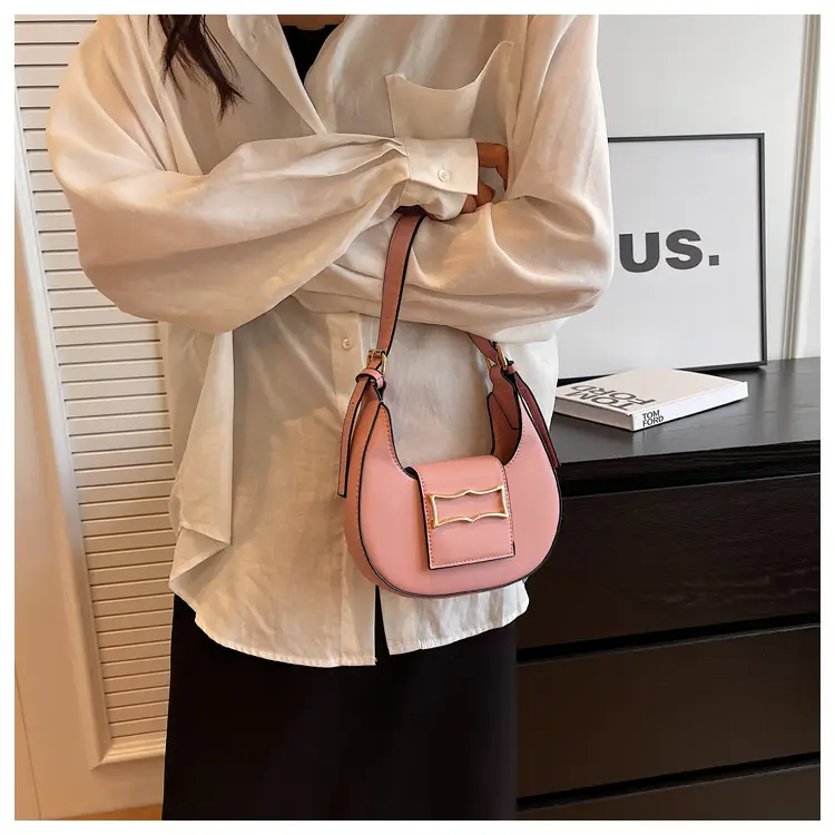 Women's 2023 Summer Handbag Underarm Style Beige — feature 24