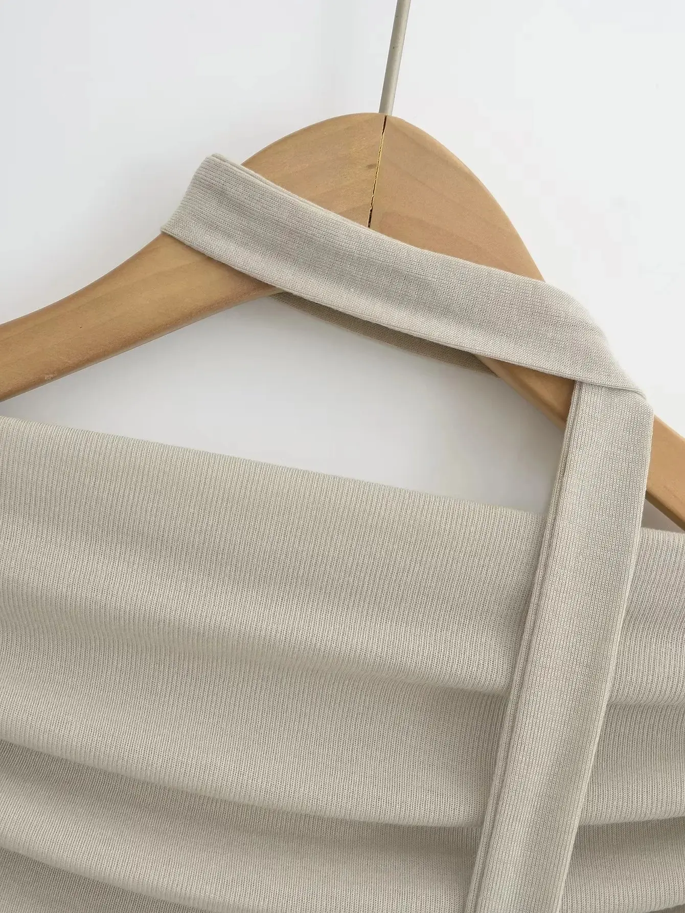 Early Autumn Long Sleeve T-Shirt with Waist Tie Back & Anti-Walking Skirt — feature 27