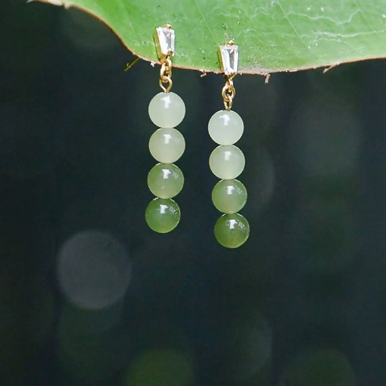Women Earrings Green Jade Sapphire 14K Gold Dangle - Image 2