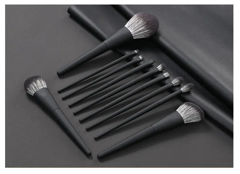 10-Piece Matte Black Makeup Brush Set for Foundation & Blush — feature 17