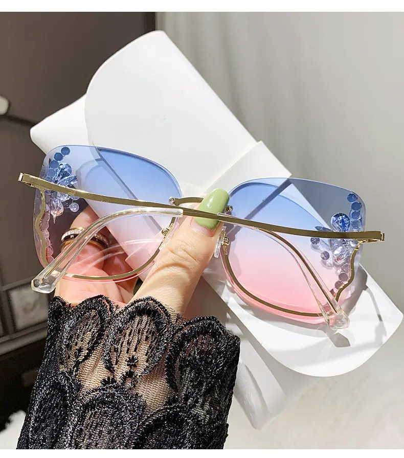 Korean Style Rhinestone Sunglasses Women UV Protection — feature 10