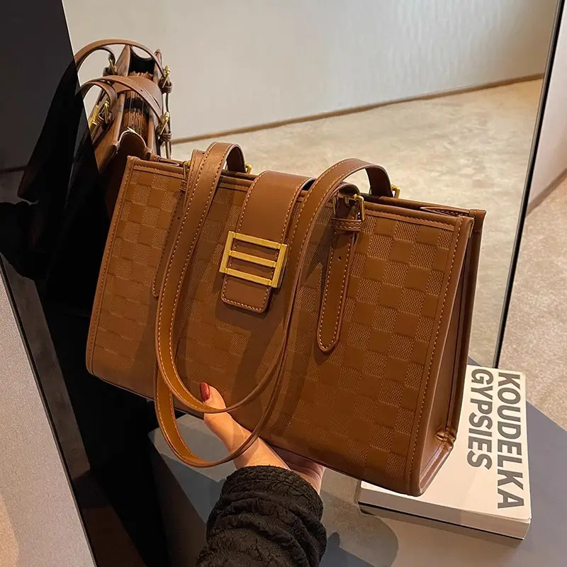 Large Capacity Brown White Textured Shoulder Bag for Women - Image 8