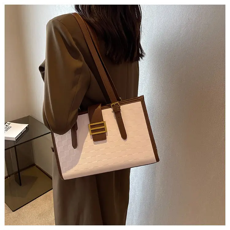 Large Capacity Brown White Textured Shoulder Bag for Women — feature 41