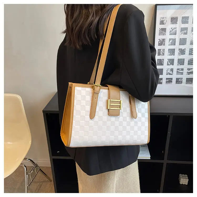 Large Capacity Brown White Textured Shoulder Bag for Women — feature 47
