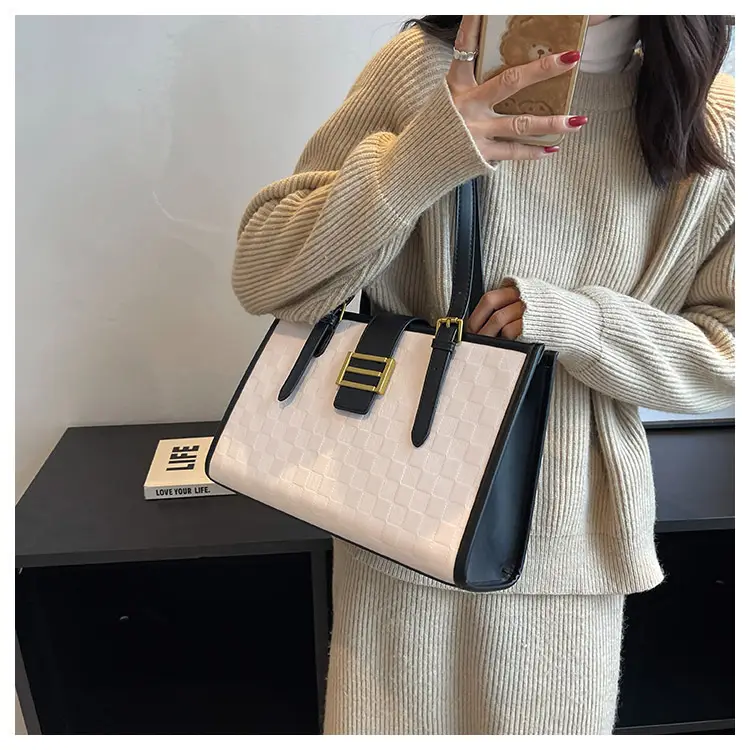Large Capacity Brown White Textured Shoulder Bag for Women — feature 51