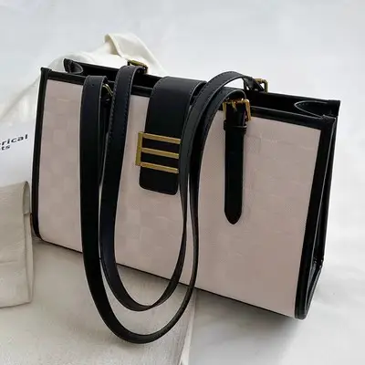 Large Capacity Brown White Textured Shoulder Bag for Women - Image 5