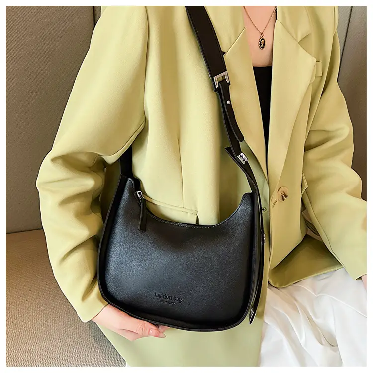 French Style Black Women's Shoulder Bag 2023 — feature 12
