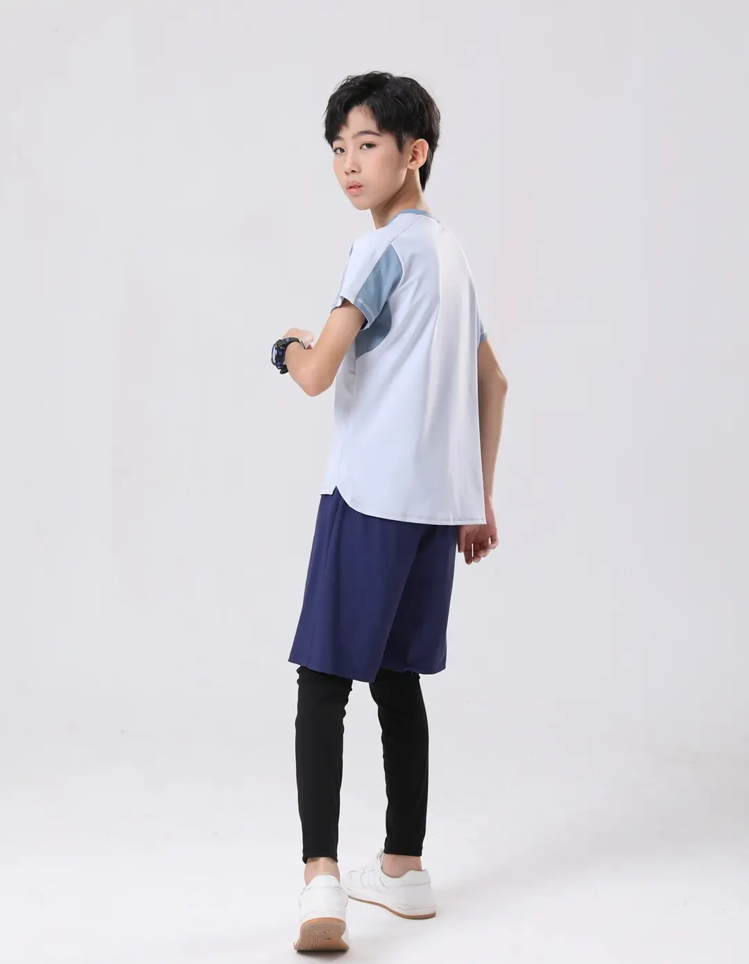 Men White Contrast T-Shirt 2024 Summer Back View — feature 10