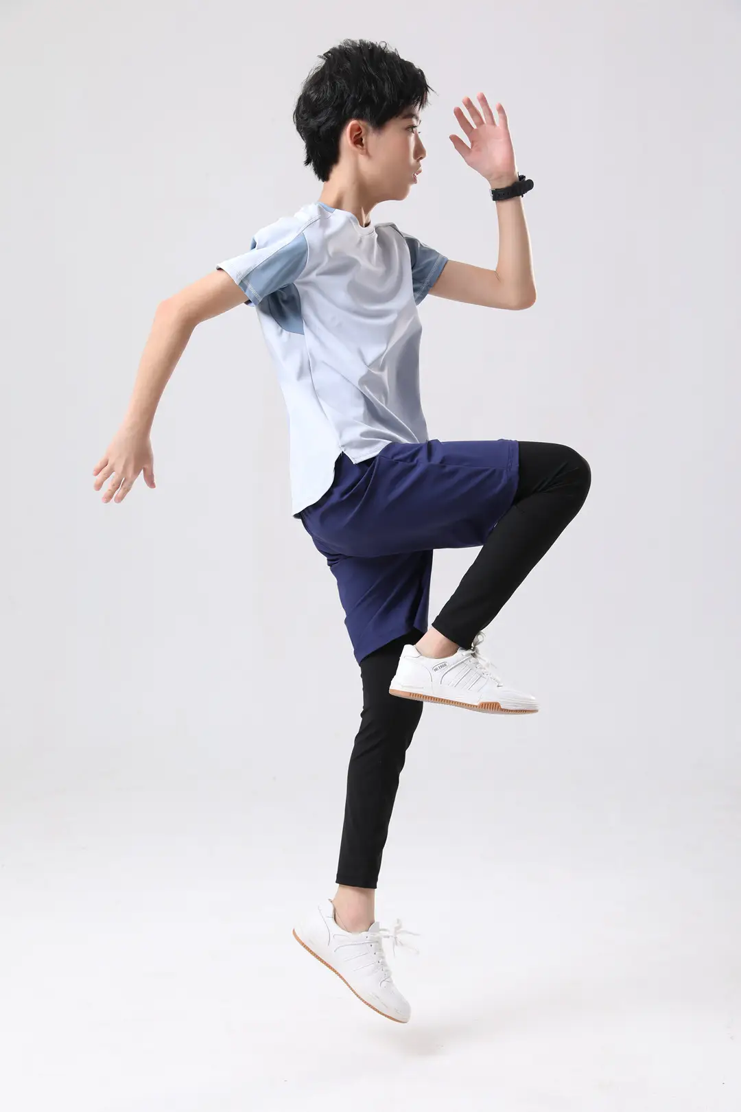 Men White Contrast T-Shirt 2024 Summer Back View — feature 9