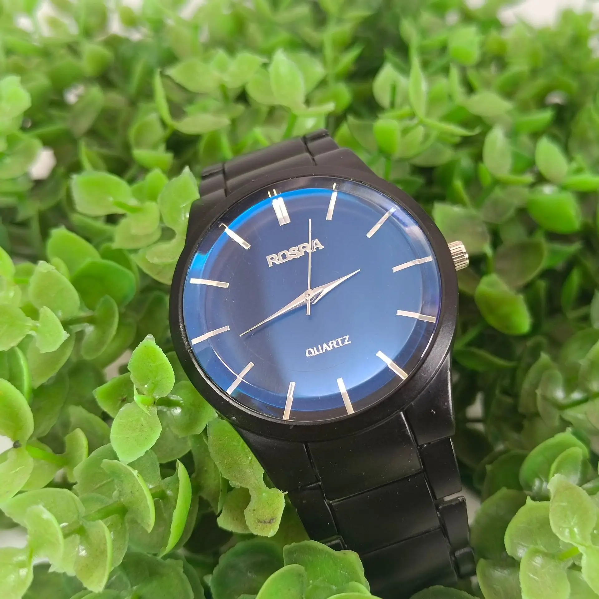 Gold Steel Belt Watch for Men Quartz — feature 10