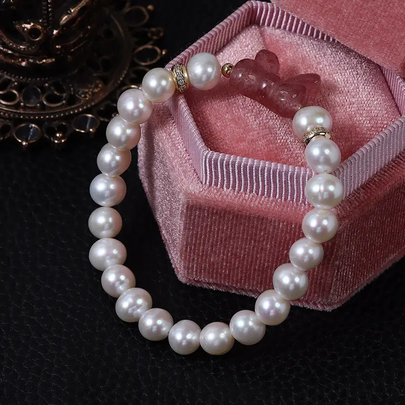 French Retro Pearl Bracelet with Butterfly Charm - Image 4