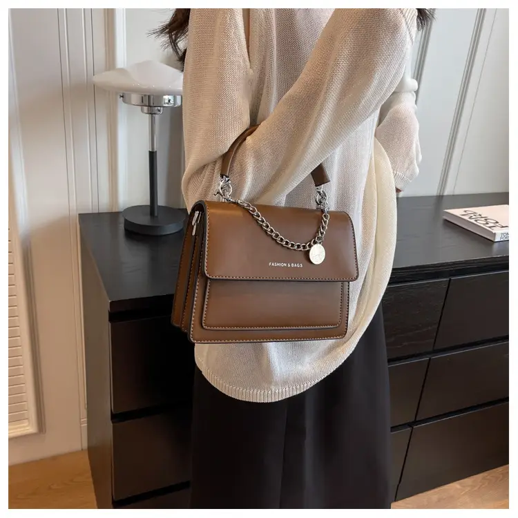 Women's Brown Leather Chain Crossbody Bag 2023 — feature 17