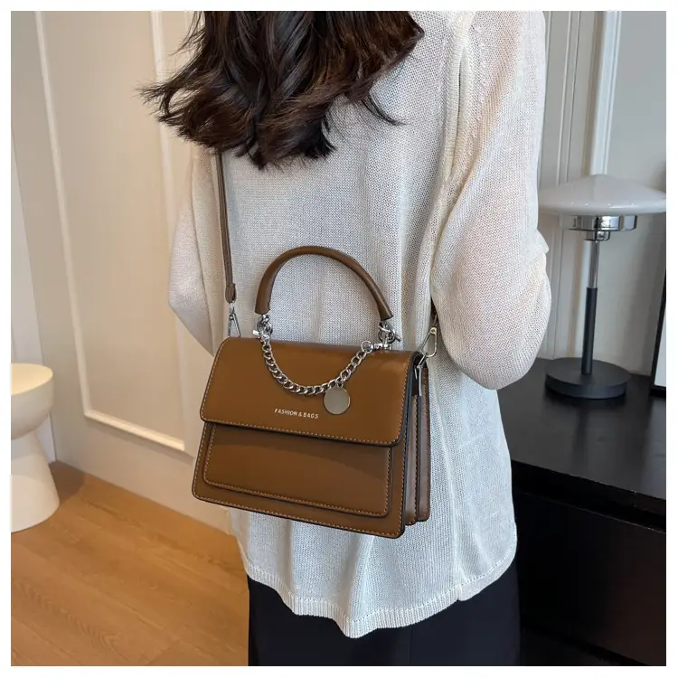 Women's Brown Leather Chain Crossbody Bag 2023 — feature 20