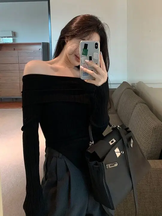 Ins Sexy Hot Girl Off-Shoulder Autumn and Winter Base Layer Women's T-Shirt Korean Style Slim Fit Pure Desire Base Layer Top Women's T-Shirt Trendy