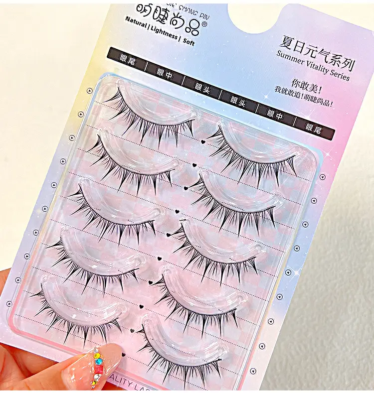 False Eyelashes for Dogs Transparent Stem Set — feature 2