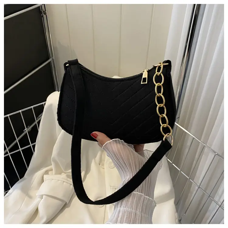 Women's Retro Quilted Shoulder Bag Cream Beige Chain — feature 33