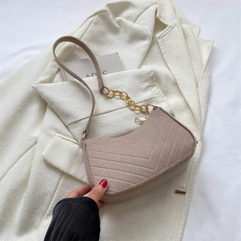 Women's Retro Quilted Shoulder Bag Cream Beige Chain - Image 3