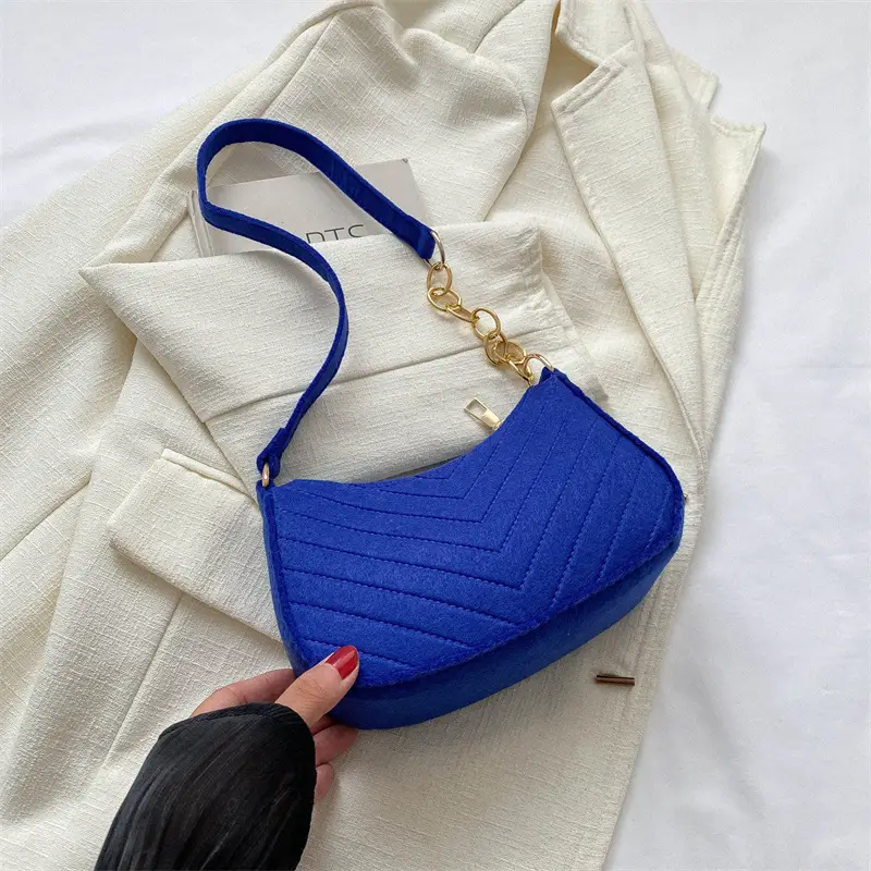 Women's Retro Quilted Shoulder Bag Cream Beige Chain - Image 7
