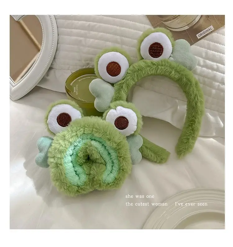 Cute Green Plush Frog Headband with Big Eyes — feature 35