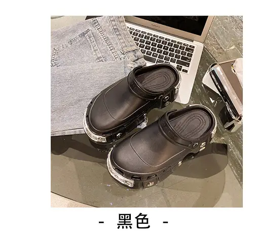Internet celebrity slippers metal heightened platform Paris hole shoes women's summer 2023 Summer new breathable outerwear sandals — feature 4