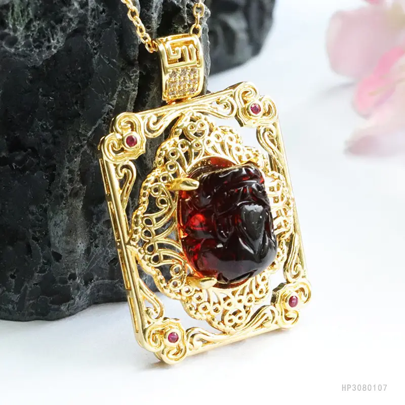 Guan Yu Natural Amber Pendant Purifying Blood Amber Pixiu Square Necklace — feature 11