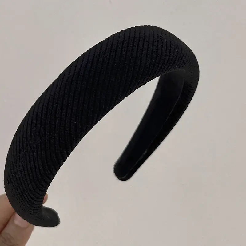 Black Ribbed Headband with Wide Edge for Hair Styling - Image 10