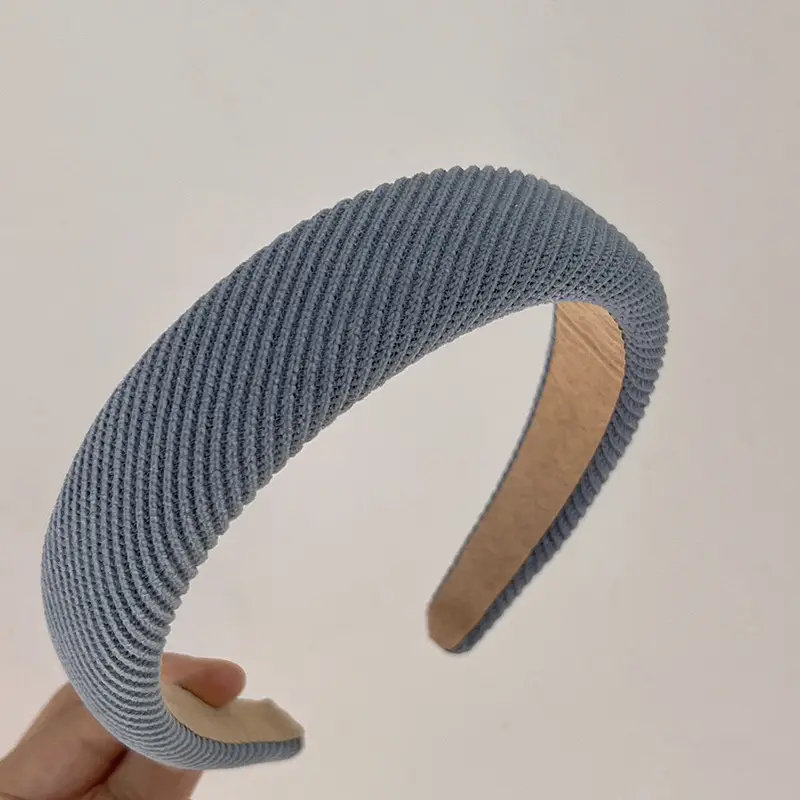 Black Ribbed Headband with Wide Edge for Hair Styling - Image 2