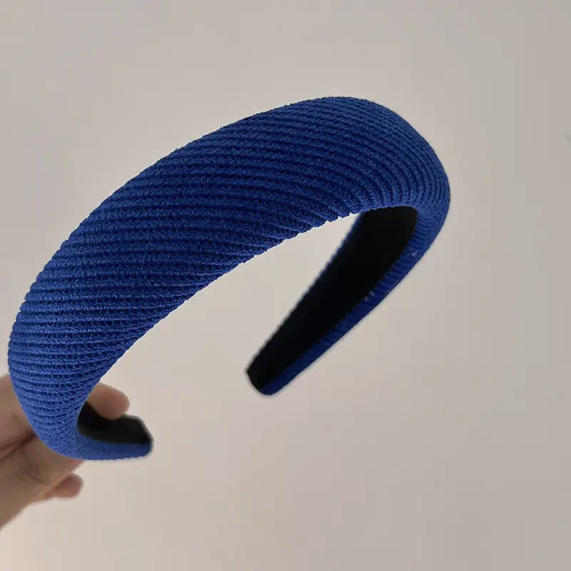 Black Ribbed Headband with Wide Edge for Hair Styling - Image 9