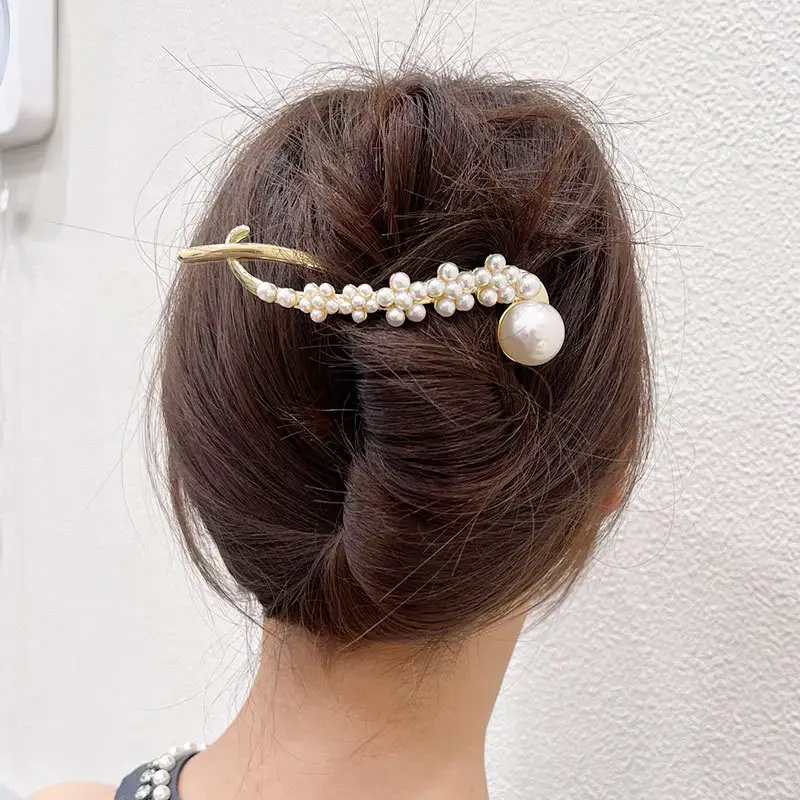 Pearl Hairpin for Women Back Head Updo High Grade Clip - Image 4