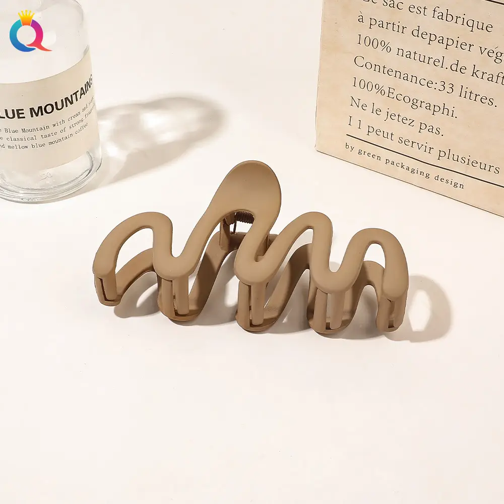 Black Wave Hair Clip for Volume & Multi-Use Hair Accessories