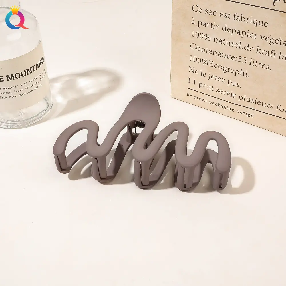 Black Wave Hair Clip for Volume & Multi-Use Hair Accessories
