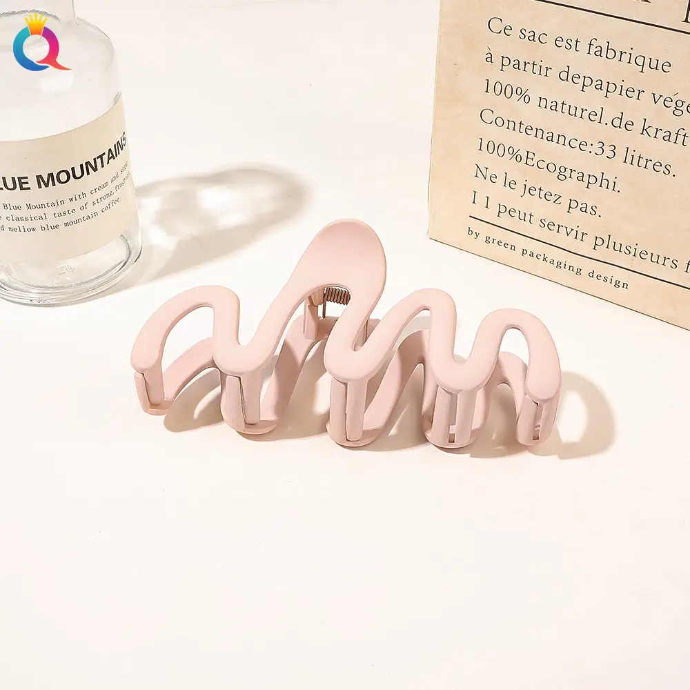 Black Wave Hair Clip for Volume & Multi-Use Hair Accessories