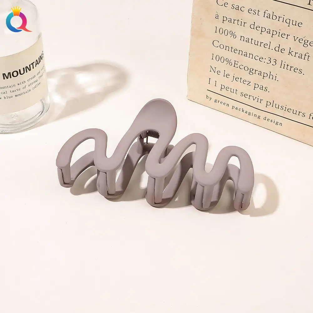 Black Wave Hair Clip for Volume & Multi-Use Hair Accessories