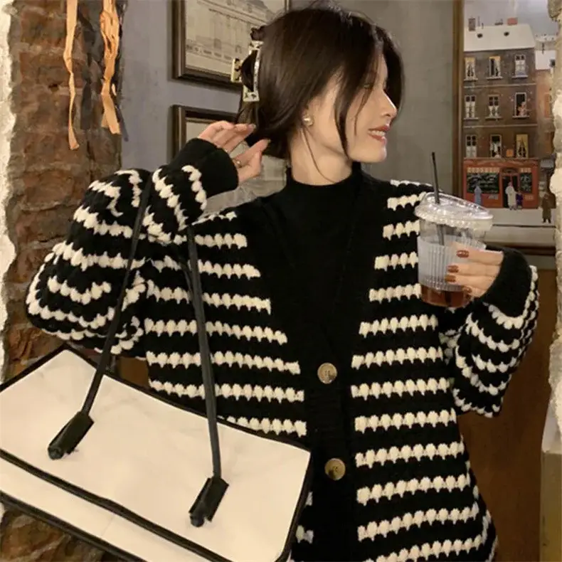 Women Knitted V-Neck Cardigan Black White Striped 2023 — feature 4