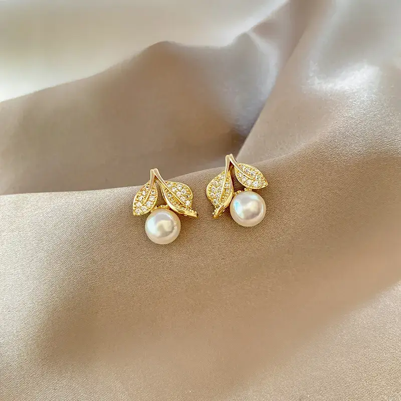 French Style Pearl Leaf Earrings for Women — feature 11