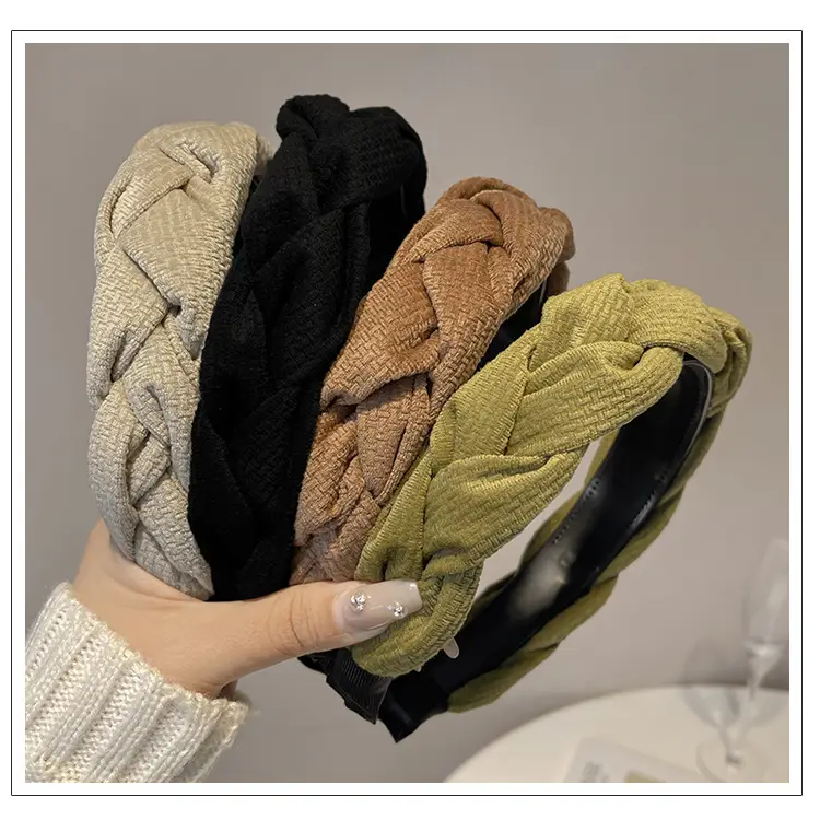 New Autumn Suede Woven Hairpin for Women — feature 1