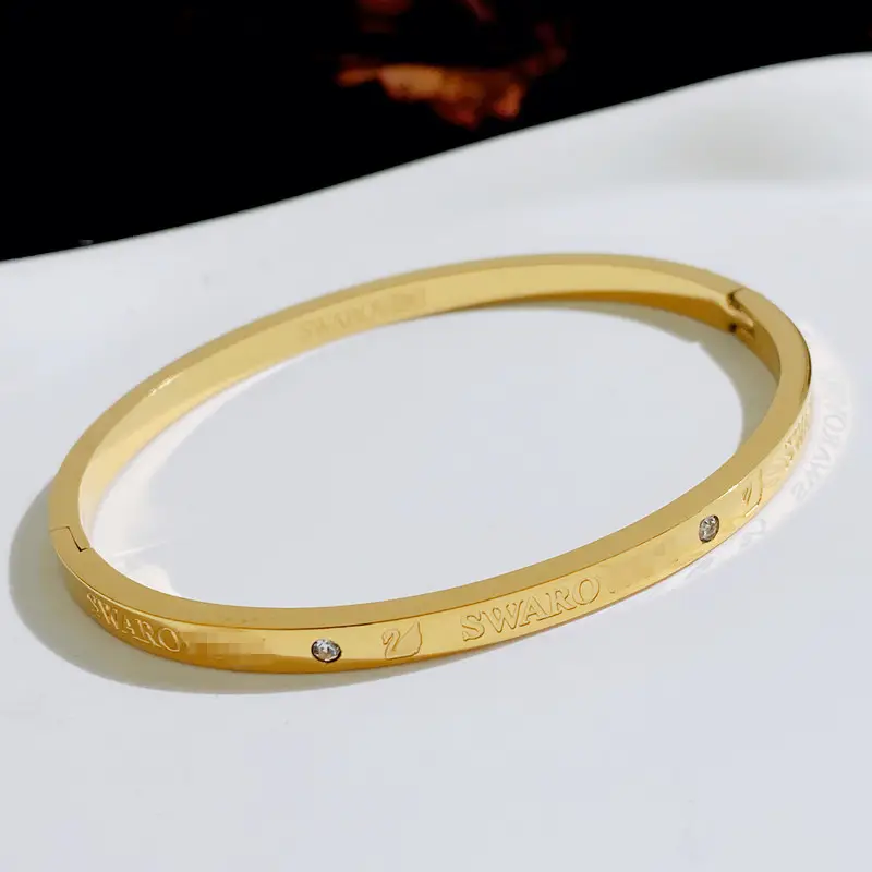 Gold Arc de Triomphe Bracelet for Women - Image 6