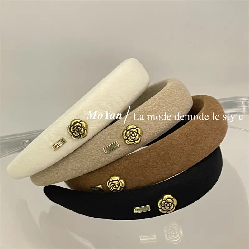 Black Skull Top Camellia Hairpin Headband — feature 14