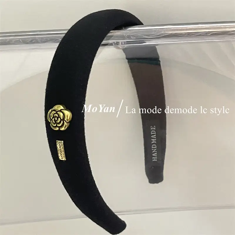 Black Skull Top Camellia Hairpin Headband - Image 3