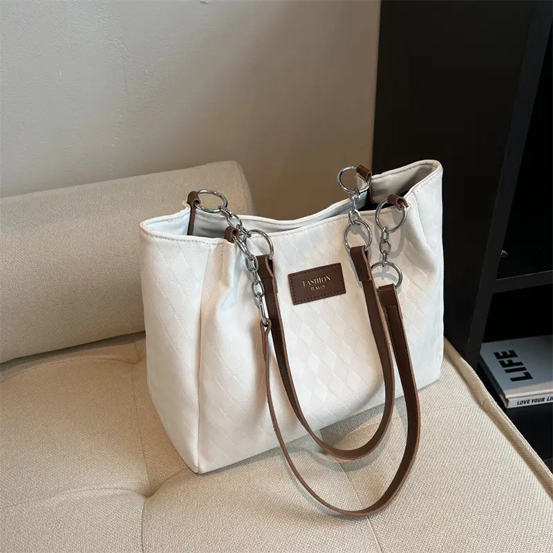 Women Textured Shoulder Bag White New Spring Summer - Image 5