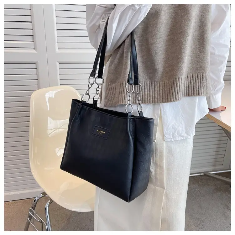 Women Textured Shoulder Bag White New Spring Summer — feature 13
