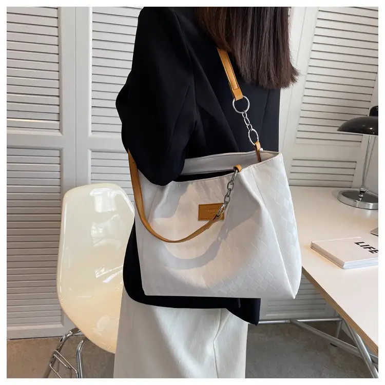 Women Textured Shoulder Bag White New Spring Summer — feature 16