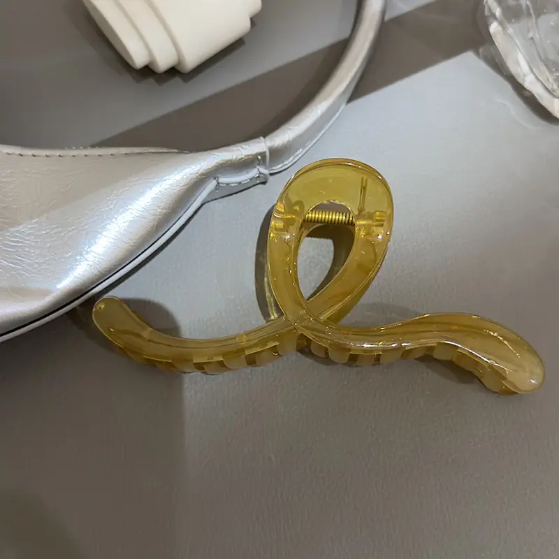 French Shark Clip Jelly Color Daily Use