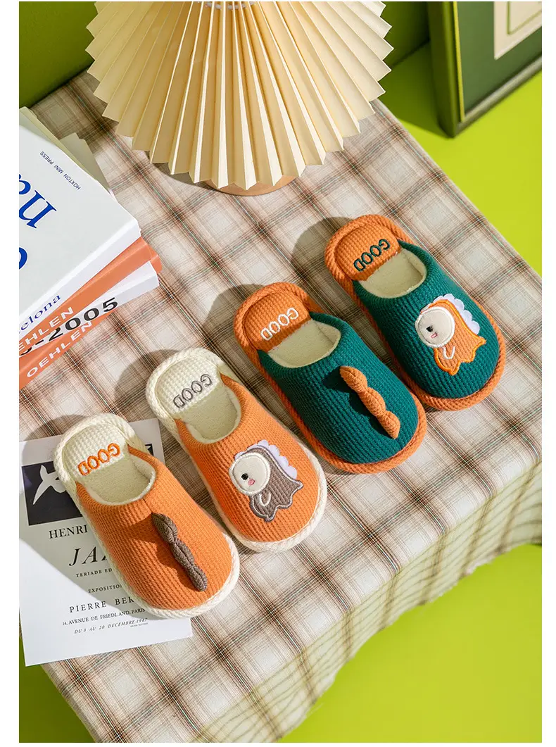 Children's cotton slippers winter girls' home indoor cute closed toe cotton slippers boys' non-slip warm parent-child baby — feature 11