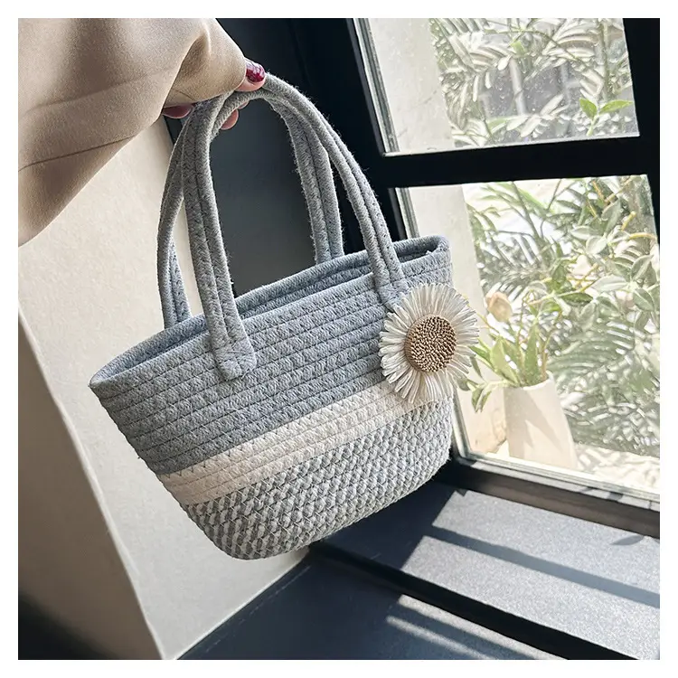 Women's Straw Bow Shoulder Bag Gray White — feature 30