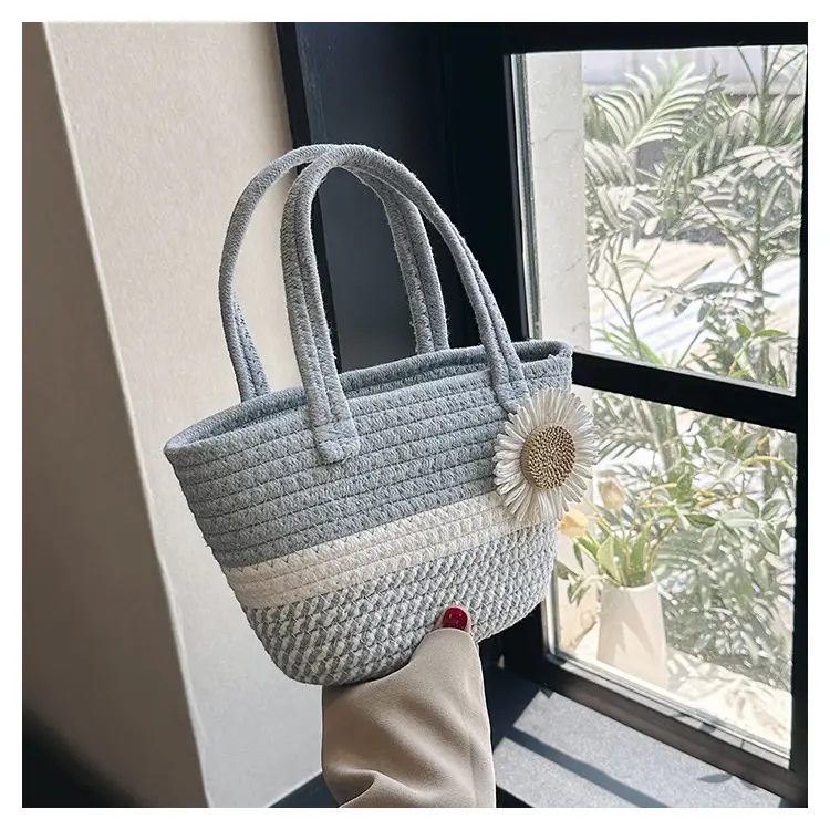 Women's Straw Bow Shoulder Bag Gray White — feature 40