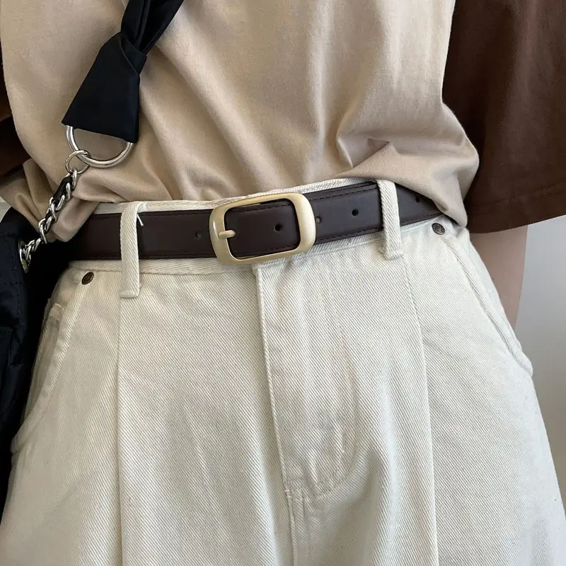 Women's White Leather Belt with Pin Buckle - Image 4