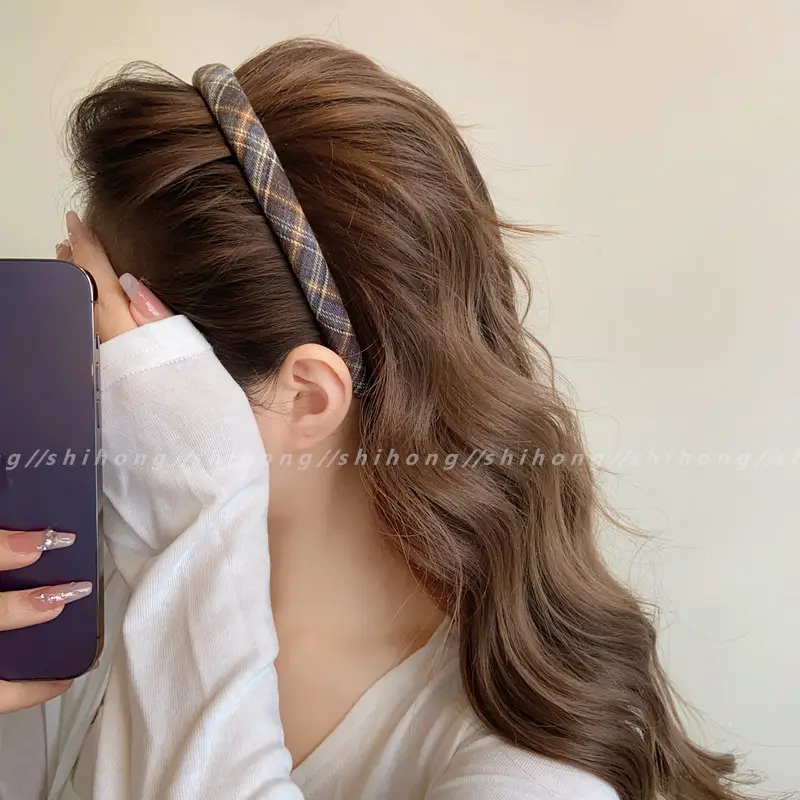 Women Plaid Hair Bands for Stylish Outings — feature 2